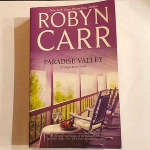 ⭐️5 for $15⭐️ Paradise Valley by Robyn Carr | Book